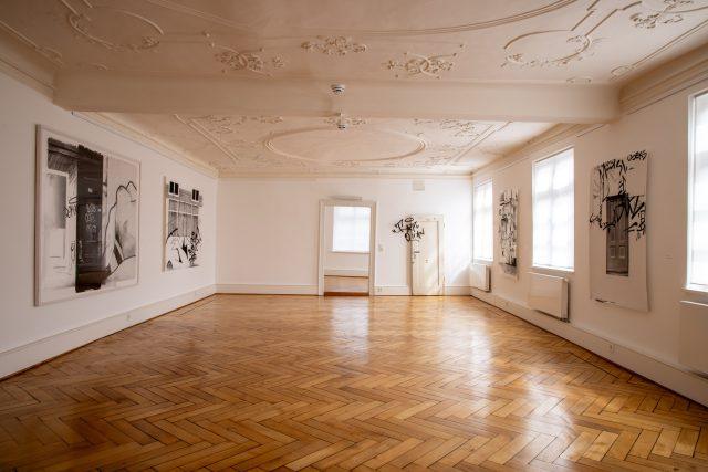 Daneben oder anderswo

@claudiakraml_sculpture 
@moritzduemmel

📍 Städtische Galerie Ehingen
Tränkberg 9, 89584 Ehingen

🗓️ 20.09.–22.11.2026
🕑 Mi., Sa. & So., 14–17 Uhr

Öffentliche Führungen:
So., 08.11., 15 Uhr

www.galerie-ehingen.de

📷: Herbert Geiger

#art #artists #ehingen #badenwürttemberg #exhibition